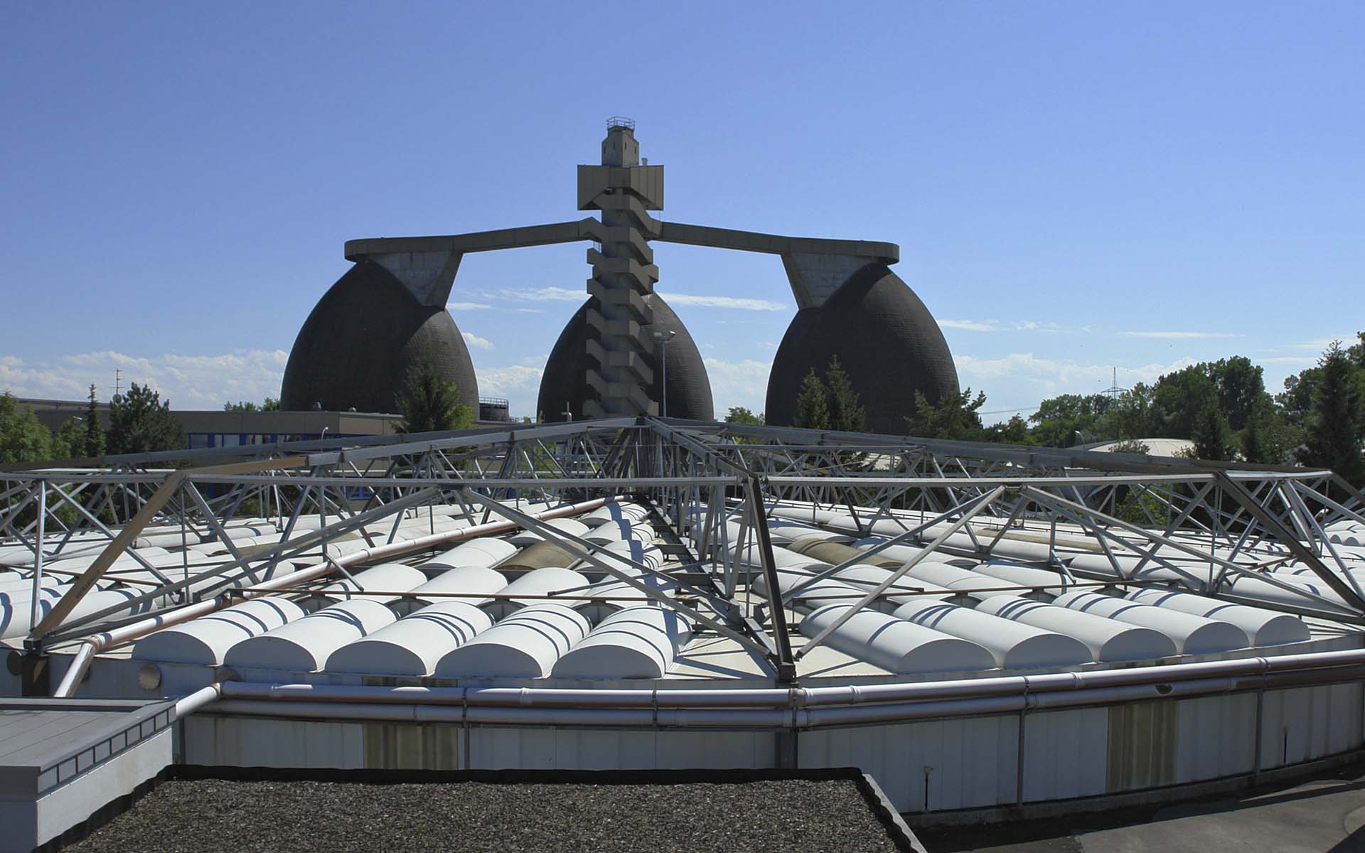 Exhaust air purification system in a municipal wastewater treatment plant, Linz, Austria